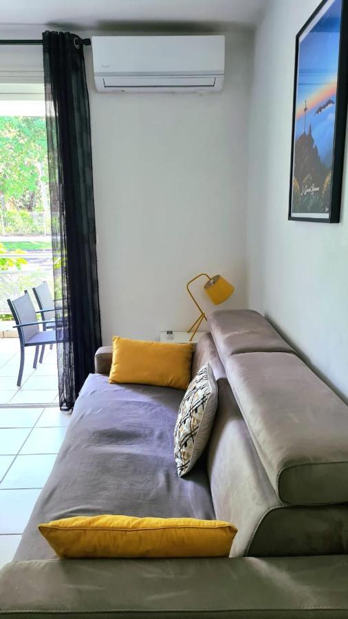 Studio Moderne, Centre-Ville, Au Calme, Parking Prive La Possession Exterior photo